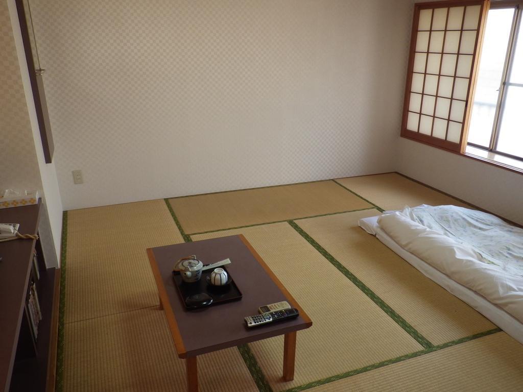 Uokagi Ryokan Нагоя Экстерьер фото